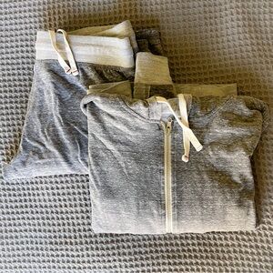 Abbot & Main Two Tone Gray Zip Hoodie and Sweatpants Set